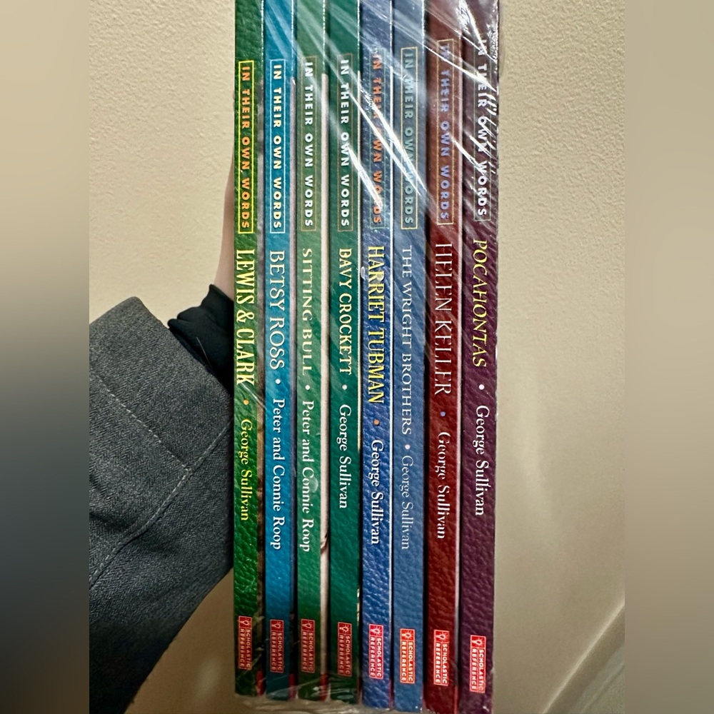 📖 NEW Scholastic Historical Biography Set - Picture 5 of 6